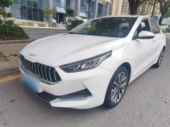 Kia K3 Facelift 1.5L CVT Fashion Edition - ფოტო 2