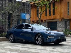 Geely Galaxy Xingyao 8 130km EM-P Starship Edition - ფოტო 4