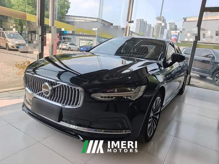 Volvo S90 B5 Intelligent Luxury Edition