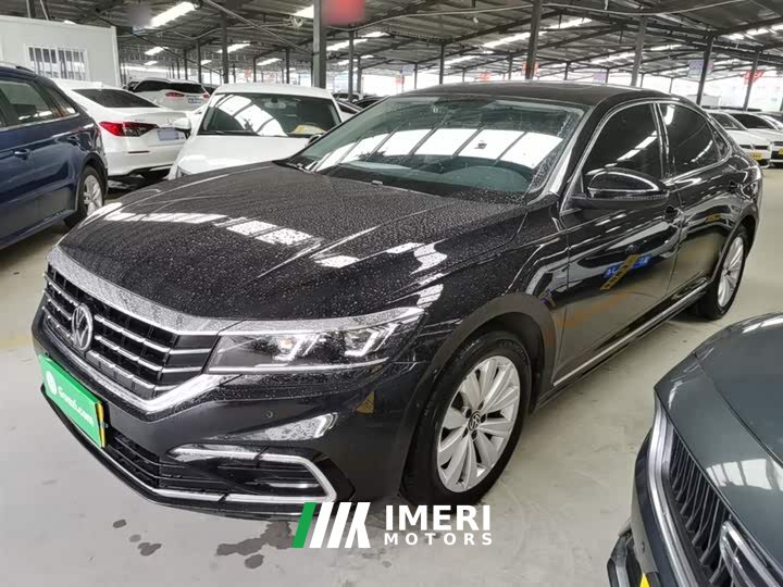 Volkswagen Passat 330TSI Elite - ავტომობილი ჩინეთიდან