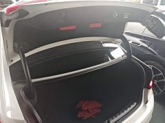 BMW 3 Series 325Li M Sport Package - ფოტო 19