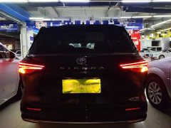 Toyota Sienna 2021 2.5L Hybrid Premium Edition - ფოტო 6