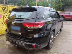 Toyota Highlander 2.0T AWD Luxury 7-Seater - ფოტო 7