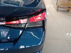 Hyundai Elantra 2021 1.5L CVT GLX Elite - ფოტო 8