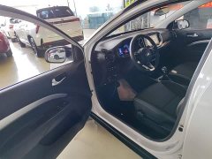 Kia Yipao 1.4L CVT Fun Sunroof Edition - ფოტო 16