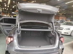 Lynk & Co Geely Lynk & Co 03 2.0T Diesel DCT Pro - ფოტო 19
