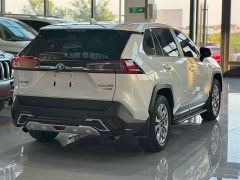 Toyota Venza 2020 Hybrid 2.5L E-CVT FWD Luxury - ფოტო 10