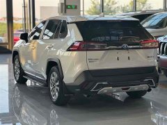 Toyota Venza 2020 Hybrid 2.5L E-CVT FWD Luxury - ფოტო 7