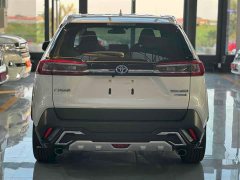 Toyota Venza 2020 Hybrid 2.5L E-CVT FWD Luxury - ფოტო 9