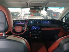 Lincoln Navigator 2023 2.0T AWD Prestige - ფოტო 10