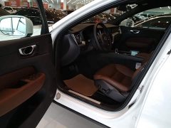 Volvo XC60 2024 B5 AWD Smart Luxury Edition - ფოტო 15