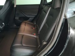 Tesla Model Y Rear-Wheel Drive - ფოტო 17