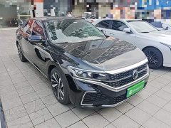 Volkswagen Passat 330TSI Starry Sky Elite - ფოტო 4