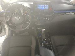 Toyota C-HR 2.0L Luxury - ფოტო 10