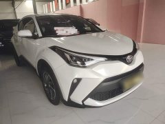 Toyota C-HR 2.0L Luxury - ფოტო 4