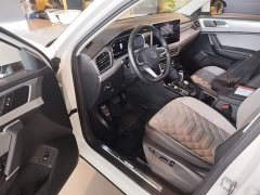 Volkswagen Taos Facelift 380TSI AWD R-Line High Performance Edition - ფოტო 16