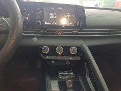 Hyundai Elantra 2023 1.5L CVT GLX Elite - ფოტო 13