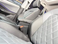 Volkswagen Sagitar 300TSI DSG Excellence Edition - ფოტო 16