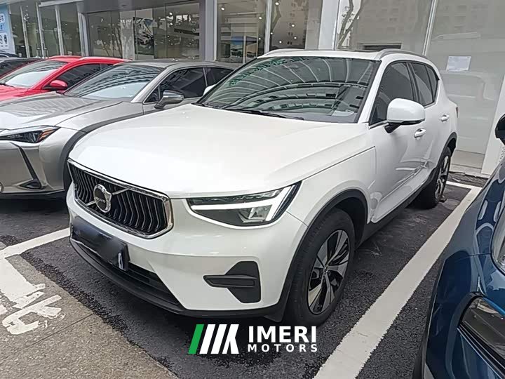 Volvo XC40 B3 Smart Luxury Edition - ავტომობილი ჩინეთიდან