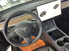 Tesla Model Y Standard Range RWD - ფოტო 14