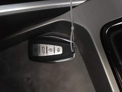 Geely Emgrand 4th Generation 1.5L CVT Luxury - ფოტო 9