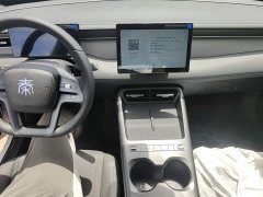 BYD Qin PLUS 2025 DM-i Smart Drive 128KM Entry-Level - ფოტო 10