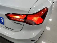 Ford Focus Sedan EcoBoost 180 Automatic Trend - ფოტო 8