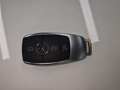 Mercedes-Benz GLC 260 L 4MATIC Luxury - ფოტო 9