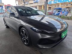 SAIC MG D7 2023 DMH 125km Transcendent Edition - ფოტო 4