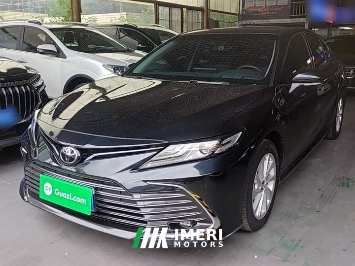 Toyota Camry 2.0G Luxury
