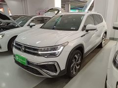 Volkswagen Touareg 300TSI Two-Wheel Drive Full Moon Edition - ფოტო 1