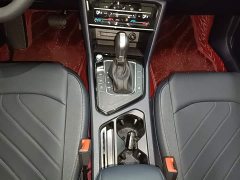 Volkswagen Touareg 300TSI Two-Wheel Drive Full Moon Edition - ფოტო 14