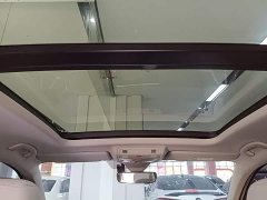 Volkswagen Touareg 300TSI Two-Wheel Drive Full Moon Edition - ფოტო 18