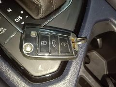 Volkswagen Touareg 300TSI Two-Wheel Drive Full Moon Edition - ფოტო 9