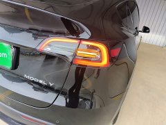 Tesla Model Y 2022 Facelift Rear-Wheel Drive - ფოტო 8