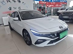 Hyundai Elantra 2023 1.5L CVT GLX Elite - ფოტო 4