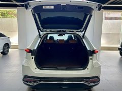 Toyota Veza 2.0L CVT FWD Luxury Edition - ფოტო 10