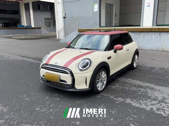 BMW MINI Facelift 1.5T COOPER Classic Edition - ავტომობილი ჩინეთიდან