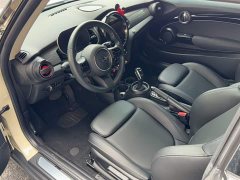 BMW MINI Facelift 1.5T COOPER Classic Edition - ფოტო 12