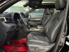 Toyota Crown Venza 2023 2.5L HEV AWD Premium - ფოტო 16
