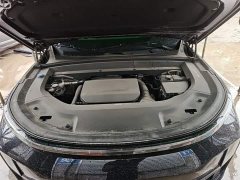 Li Auto L8 2023 Pro - ფოტო 20