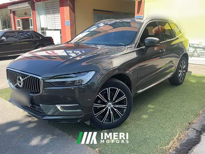 Volvo XC60 T5 AWD Smart Remote Luxury Edition - автомобиль из Китая