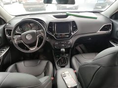 Jeep Cherokee 2020 2.0T Two-Wheel Drive Leading Edition - ფოტო 10