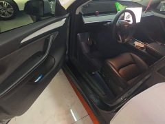 Tesla Model Y Rear-Wheel Drive - ფოტო 16
