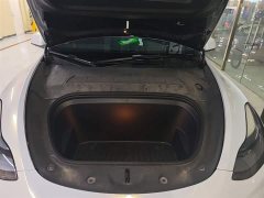 Tesla Model Y Rear-Wheel Drive - ფოტო 20