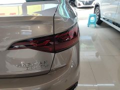Volkswagen Sagitar 300TSI DSG Excellence Edition - ფოტო 8