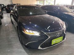 Lexus ES 2020 300h Premium Edition - ფოტო 4