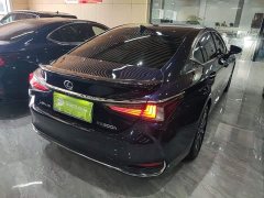Lexus ES 2020 300h Premium Edition - ფოტო 8