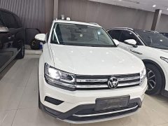 Volkswagen Touareg 2021 330TSI AWD Luxury Plus - ფოტო 3