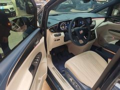 Buick GL8 Avenir Four-Seat Premium Edition - ფოტო 12